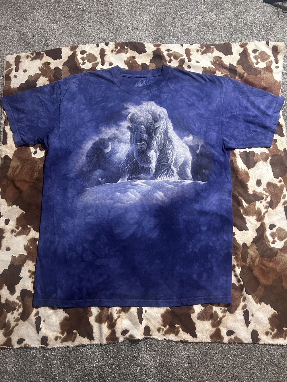 The Mountain Blue Tie Dye Buffalo Graphic Tee 2XL